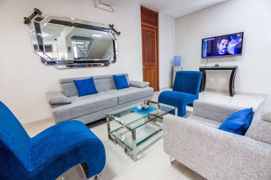 פיורה Hotel El Sol מראה חיצוני תמונה